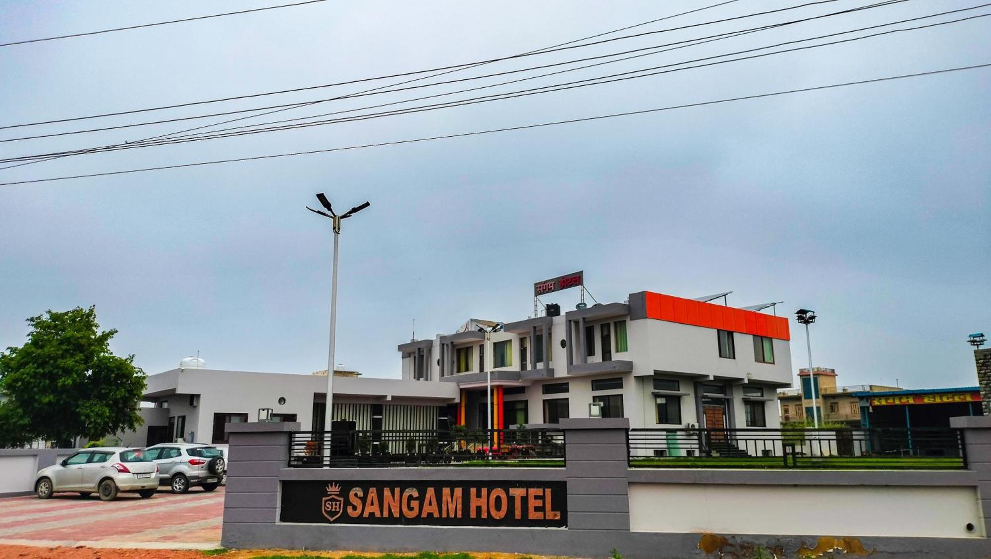 Sangam Hotel Chirawa Bagian luar foto