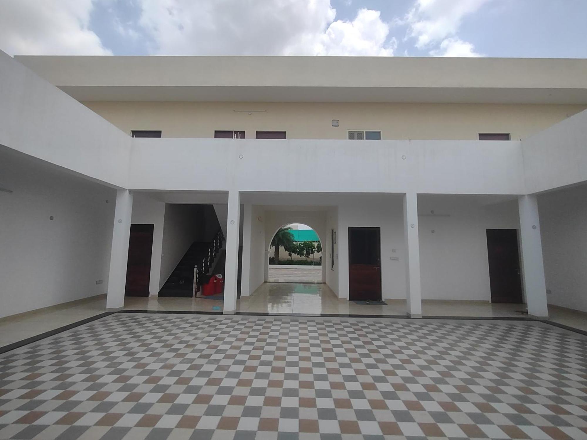 Sangam Hotel Chirawa Bagian luar foto